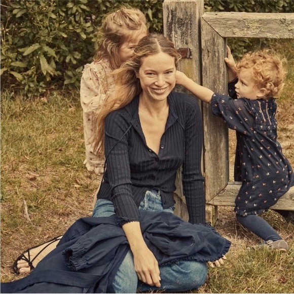 DOEN Demi Cardigan/ Navy/ S Merino wool - Picture 3 of 9